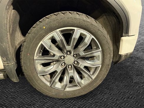 Used 2023 GMC Sierra 1500 Denali w/ Denali Reserve Package image 11