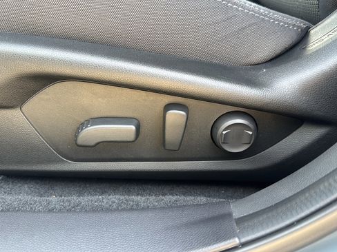 Certified 2024 Subaru Crosstrek 2.0i Premium image 13