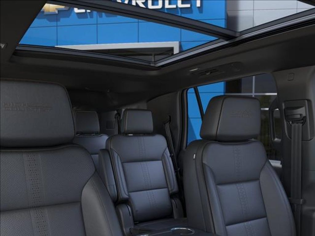 New 2026 Chevrolet Tahoe High Country w/ LPO, Illumination Package AWD/4WD image 24