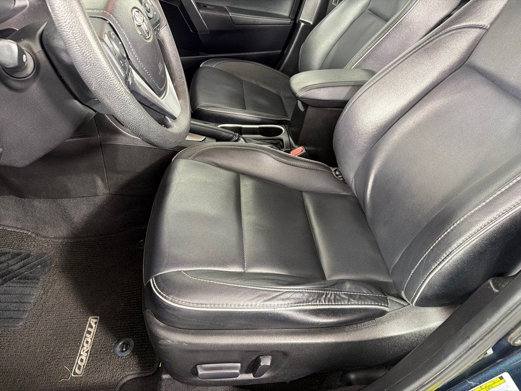 Used 2017 Toyota Corolla XLE w/ Protection Package FWD image 12