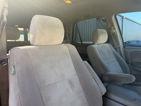 Used 2007 Toyota Sequoia SR5 RWD image 29