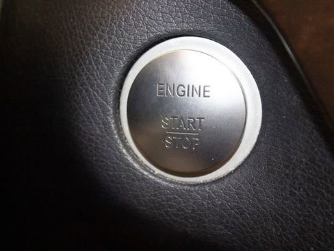 Used 2016 Mercedes-Benz GLE 350 4MATIC image 31