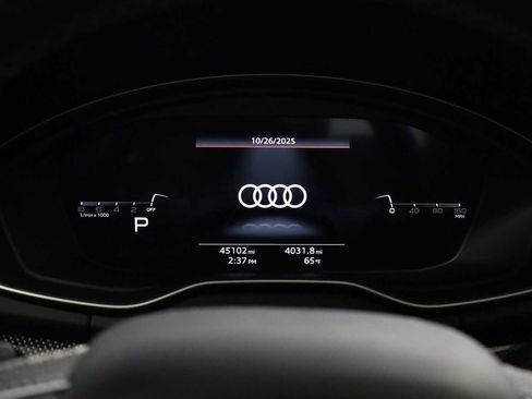 Used 2023 Audi SQ5 Premium Plus w/ Premium Plus Package image 21