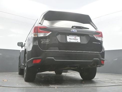 Used 2019 Subaru Forester Premium image 38