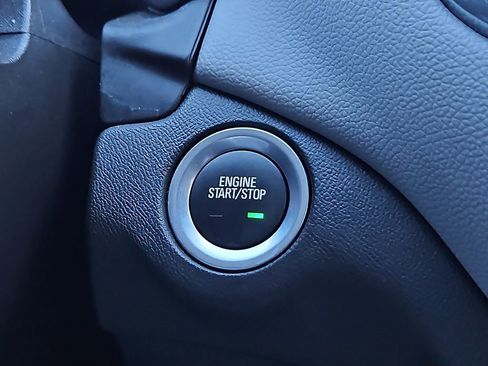 Used 2024 Chevrolet Equinox LT image 28