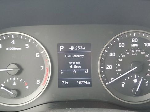 Used 2020 Hyundai Tucson Value FWD image 24