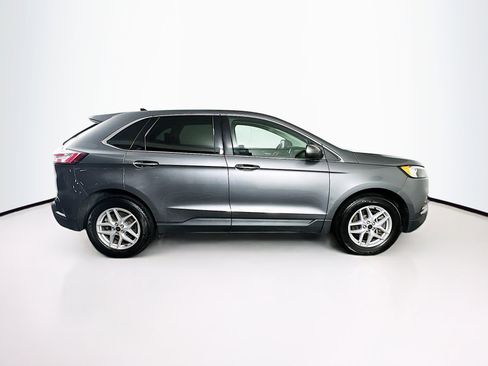 Used 2023 Ford Edge SEL image 10