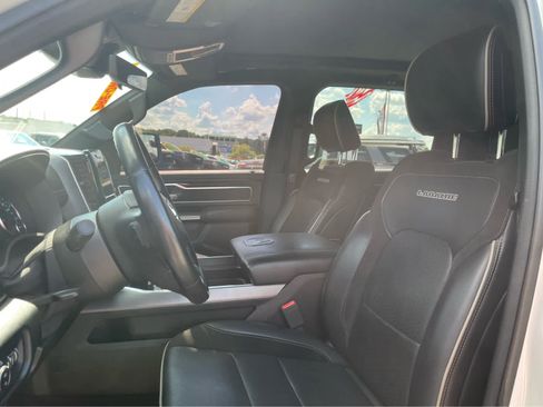Used 2021 RAM 1500 Laramie w/ Sport Appearance Package AWD/4WD image 12