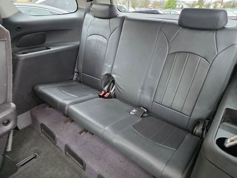 Used 2012 GMC Acadia Denali image 17