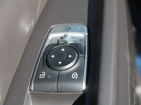 New 2026 Kia Carnival SX Prestige FWD image 27