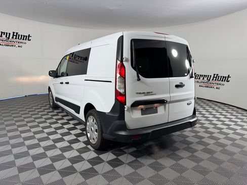 Used 2023 Ford Transit Connect XL image 8