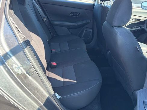 Used 2025 Nissan Sentra SV FWD image 17