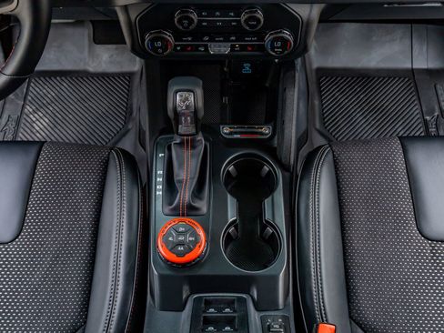 Used 2025 Ford Bronco Raptor image 28