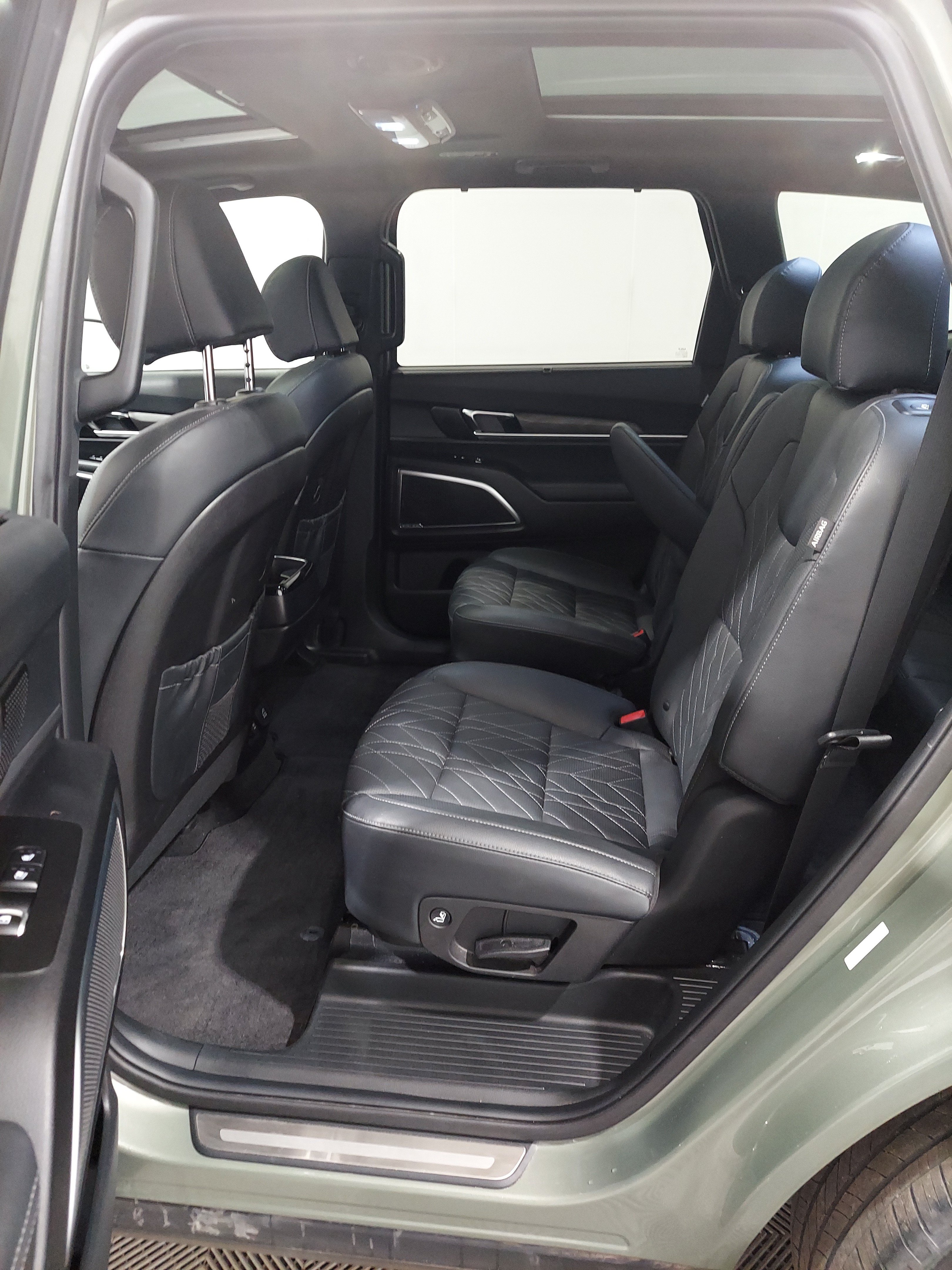 Used 2023 Kia Telluride SX X-Line AWD/4WD image 13