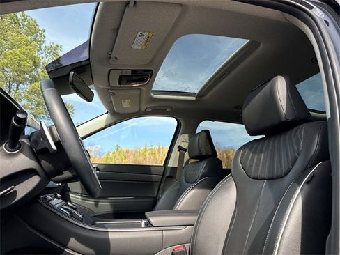 Used 2023 Hyundai Palisade Limited image 16