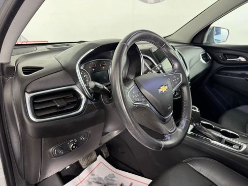 Used 2021 Chevrolet Equinox LT image 10