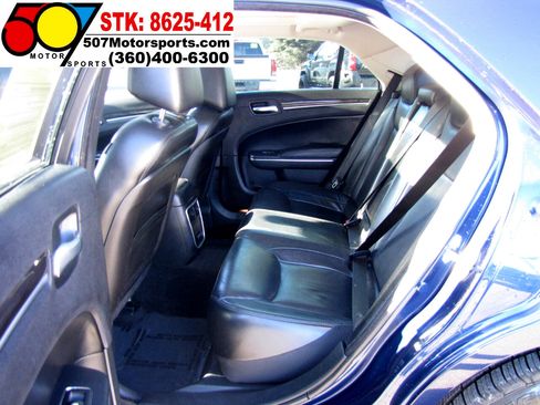 Used 2016 Chrysler 300 Limited image 13