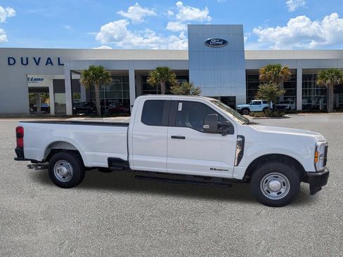 New 2026 Ford F350 XL w/ 360-Degree Camera Package RWD image 3