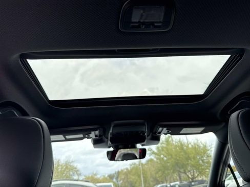 New 2026 Subaru Outback Limited AWD/4WD image 18