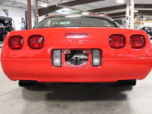 Used 1993 Chevrolet Corvette Coupe RWD image 5