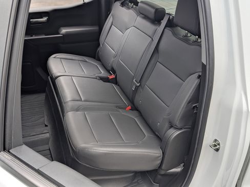 Used 2020 GMC Sierra 1500 4x4 Crew Cab w/ Sierra Value Package image 17