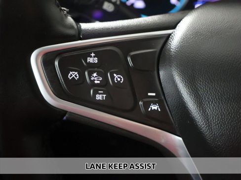 Used 2023 Chevrolet Equinox LT AWD/4WD image 3