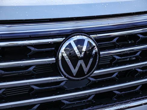 New 2026 Volkswagen Atlas SE image 15