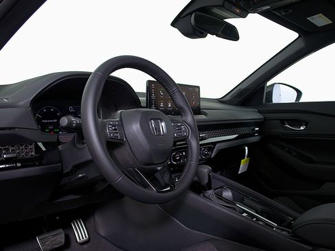 Used 2023 Honda Accord Sport image 21