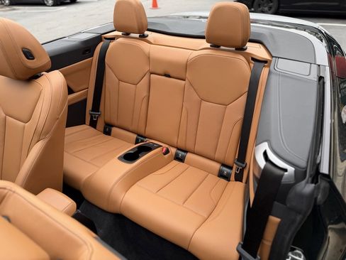 Used 2023 BMW 440i xDrive Convertible w/ Premium Package image 30