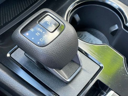 Certified 2023 Nissan Rogue SV image 22