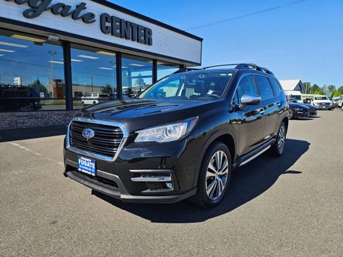 Used 2022 Subaru Ascent Touring AWD/4WD image 2