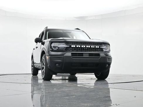 Used 2025 Ford Bronco Sport Outer Banks w/ Outer Banks Tech Package+ AWD/4WD image 33