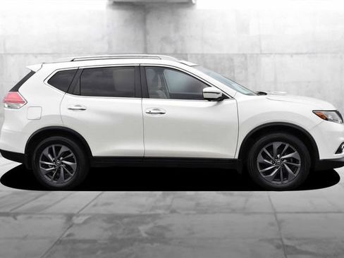 Used 2016 Nissan Rogue SL w/ SL Premium Package FWD image 5