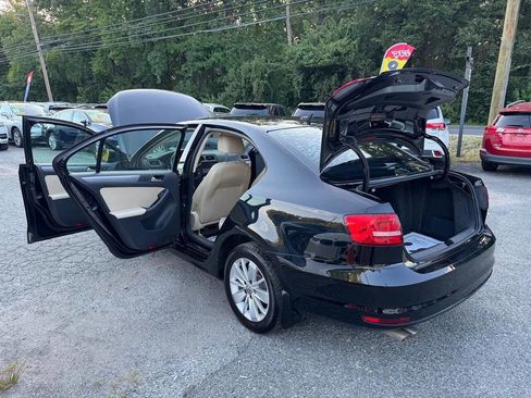 Used 2015 Volkswagen Jetta TDI SE image 10