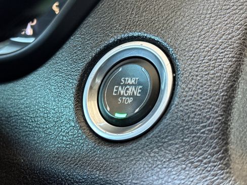 Used 2019 Cadillac XT4 Sport w/ Driver Awareness Package image 21