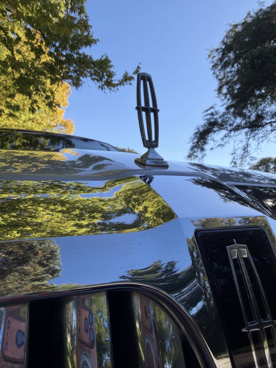 Used 2005 Lincoln Town Car Signature RWD image 20