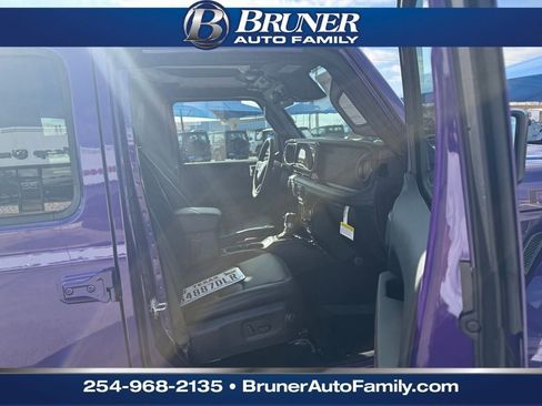 New 2026 Jeep Wrangler Unlimited Rubicon image 14