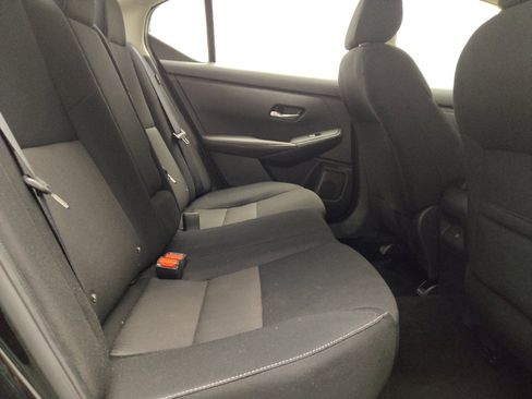 Used 2022 Nissan Sentra SV FWD image 19