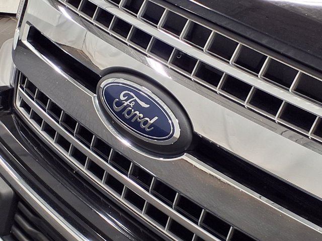 Used 2018 Ford F150 XLT w/ Equipment Group 302A Luxury AWD/4WD image 35