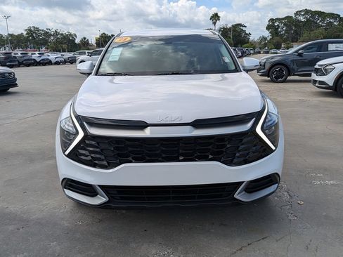 Certified 2023 Kia Sportage EX FWD image 3