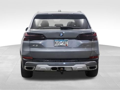 Used 2024 BMW X5 xDrive50e image 4