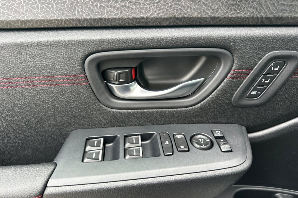New 2026 Honda Pilot Black Edition image 11
