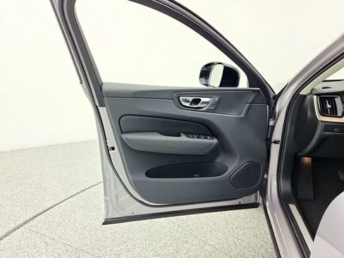 New 2026 Volvo XC60 B5 Plus w/ Protection Package Premier image 22