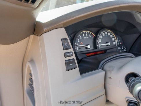 Used 2004 Cadillac XLR image 30