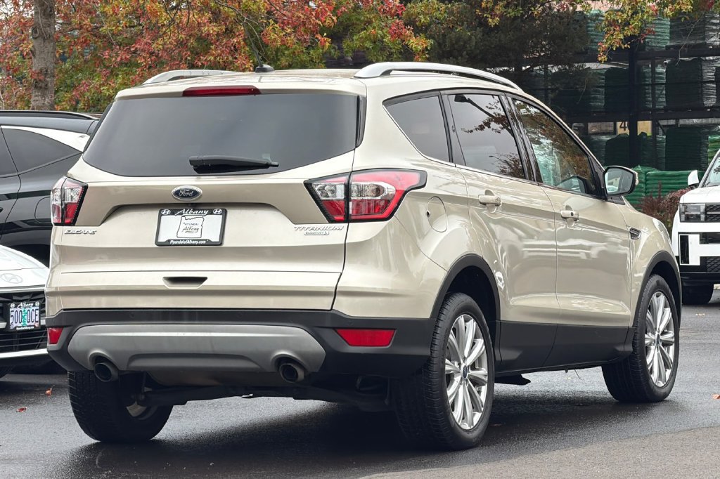 Used 2017 Ford Escape Titanium FWD image 4