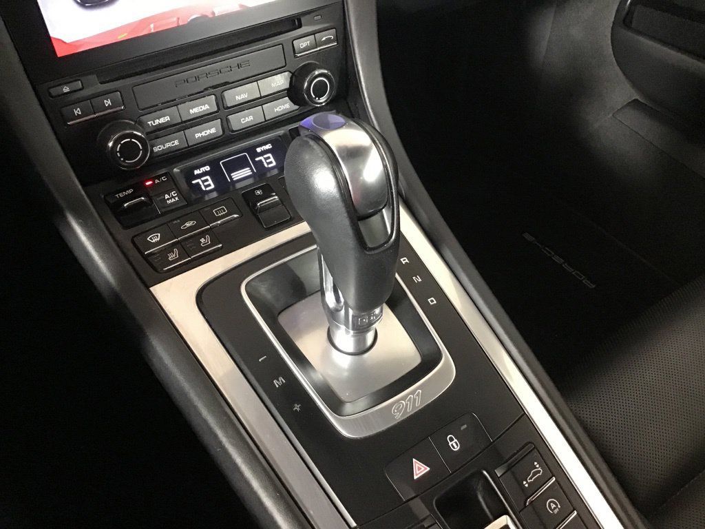 Certified 2017 Porsche 911 Turbo AWD/4WD image 33