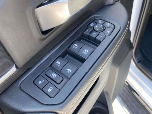 Used 2025 RAM 2500 Big Horn image 26