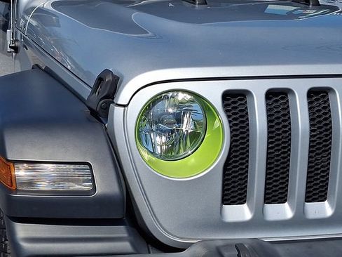 Used 2022 Jeep Wrangler Unlimited Sport AWD/4WD image 9