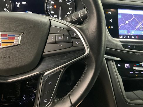 Used 2020 Cadillac XT5 Premium Luxury AWD/4WD image 18