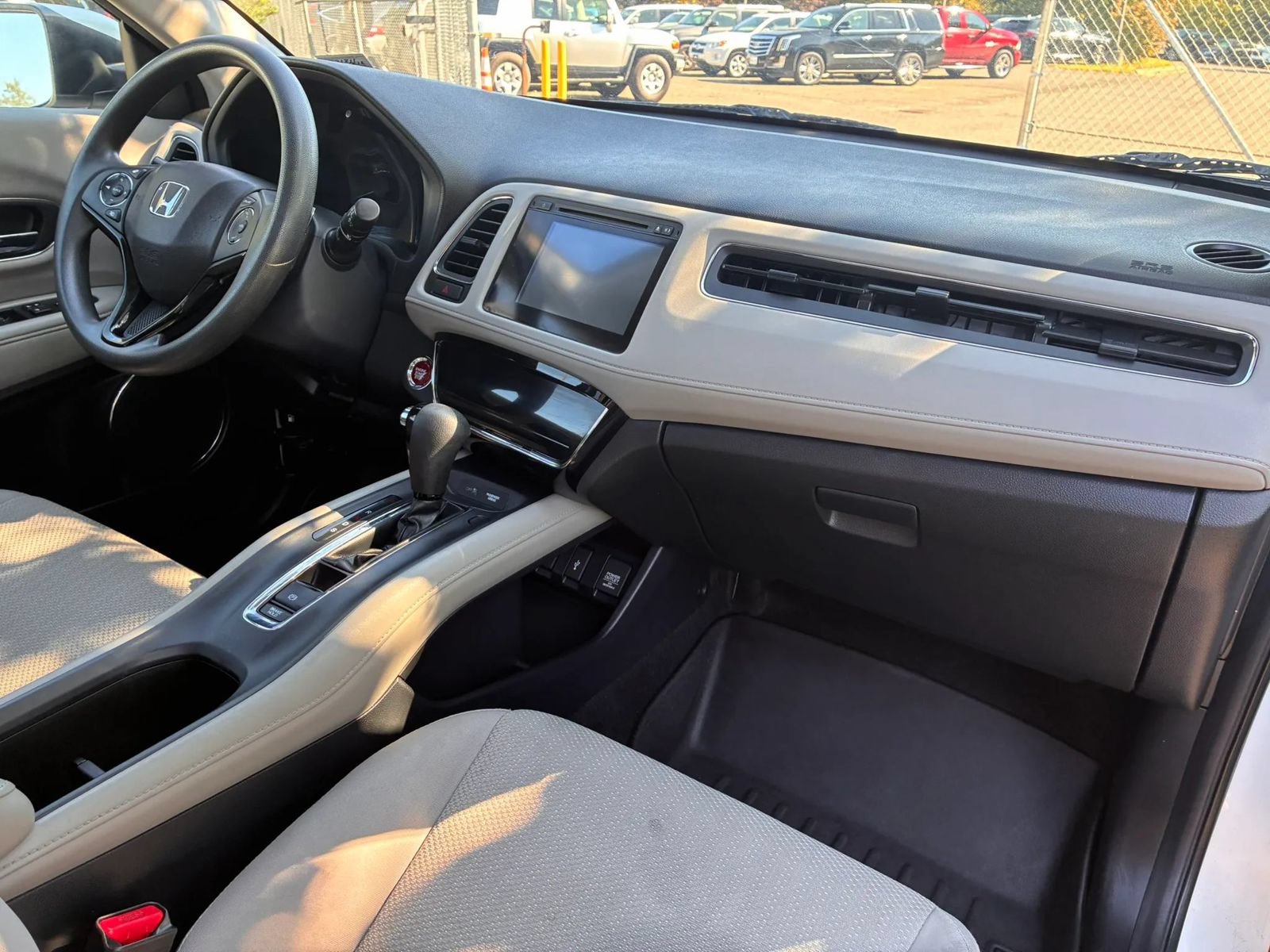 Used 2016 Honda HR-V EX image 24